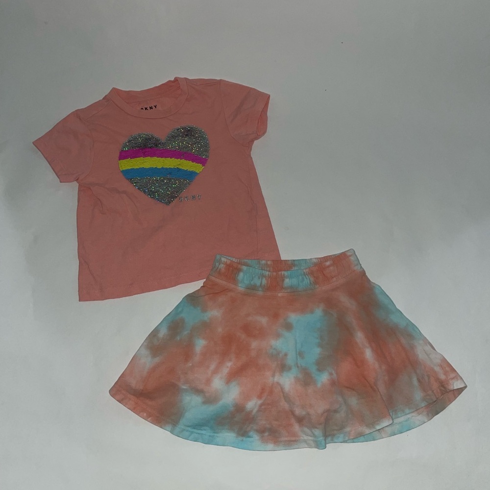 DKNY girls 5/6 outfit